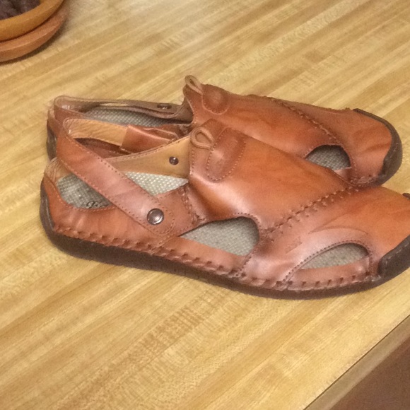 3 pair of womens flats size 11; 1 pair size 12 W, - Picture 7 of 7